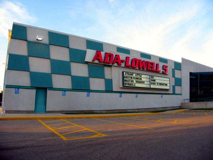 Ada-Lowell 5 Theatres - August 2002 Photo (newer photo)